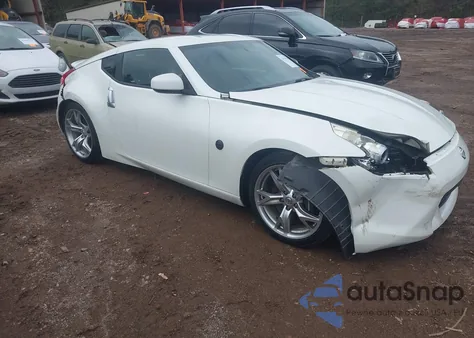 2010 Nissan 370Z z USA, uszkodzony, nr VIN JN1AZ4EH3AM506130